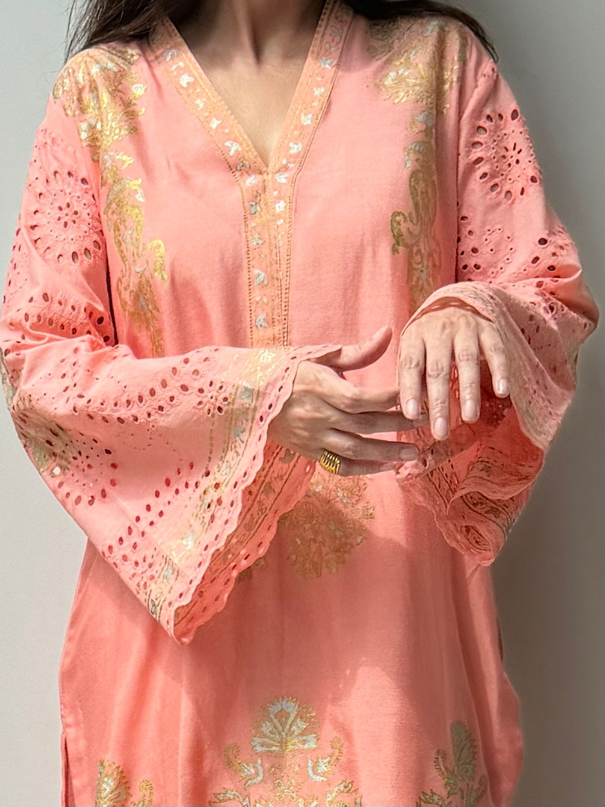 Peach Zari